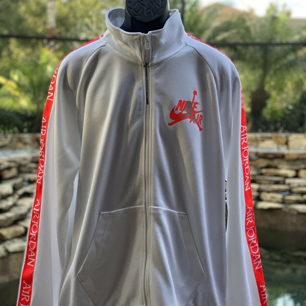 NIKE AIR JORDAN‎ CLASSIC TRICOT WARM-UP JACKET